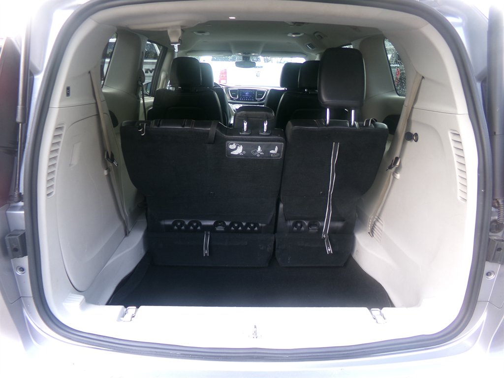 2017 Chrysler Pacifica - $12,990