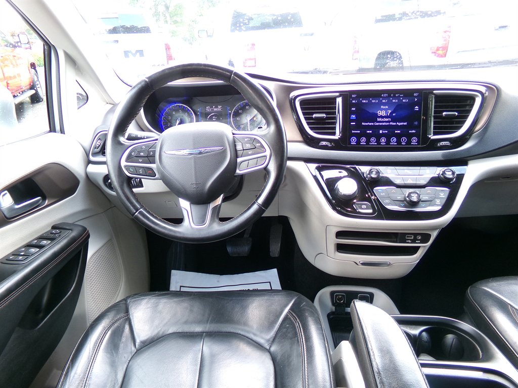2017 Chrysler Pacifica - $12,990
