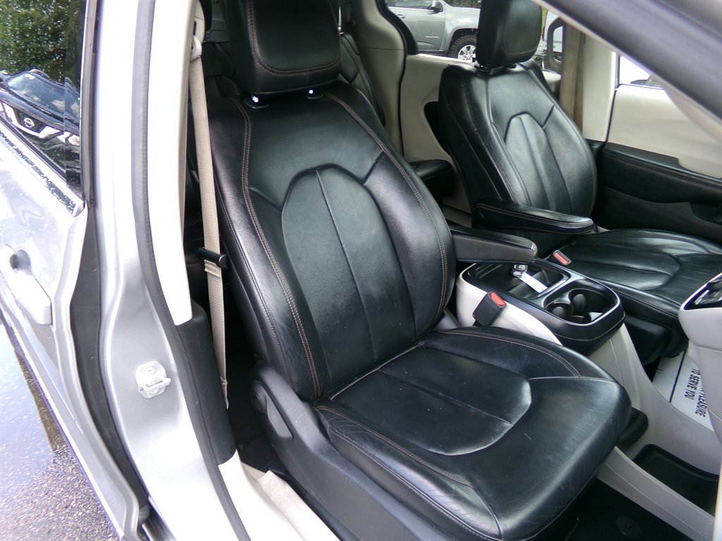 2017 Chrysler Pacifica - $12,990