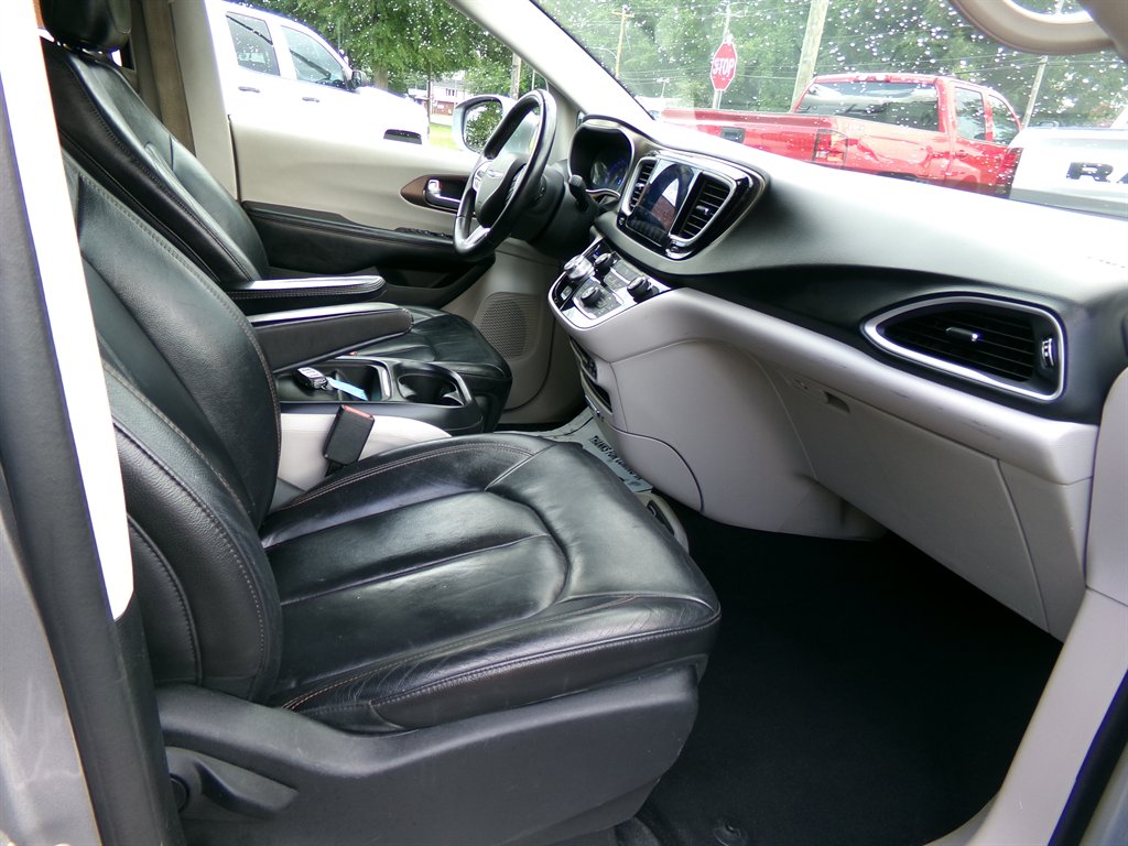 2017 Chrysler Pacifica - $12,990