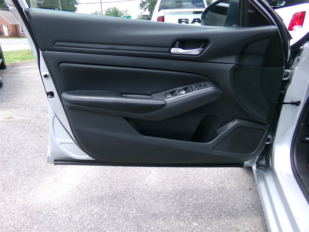2024 Nissan Altima - $20,990