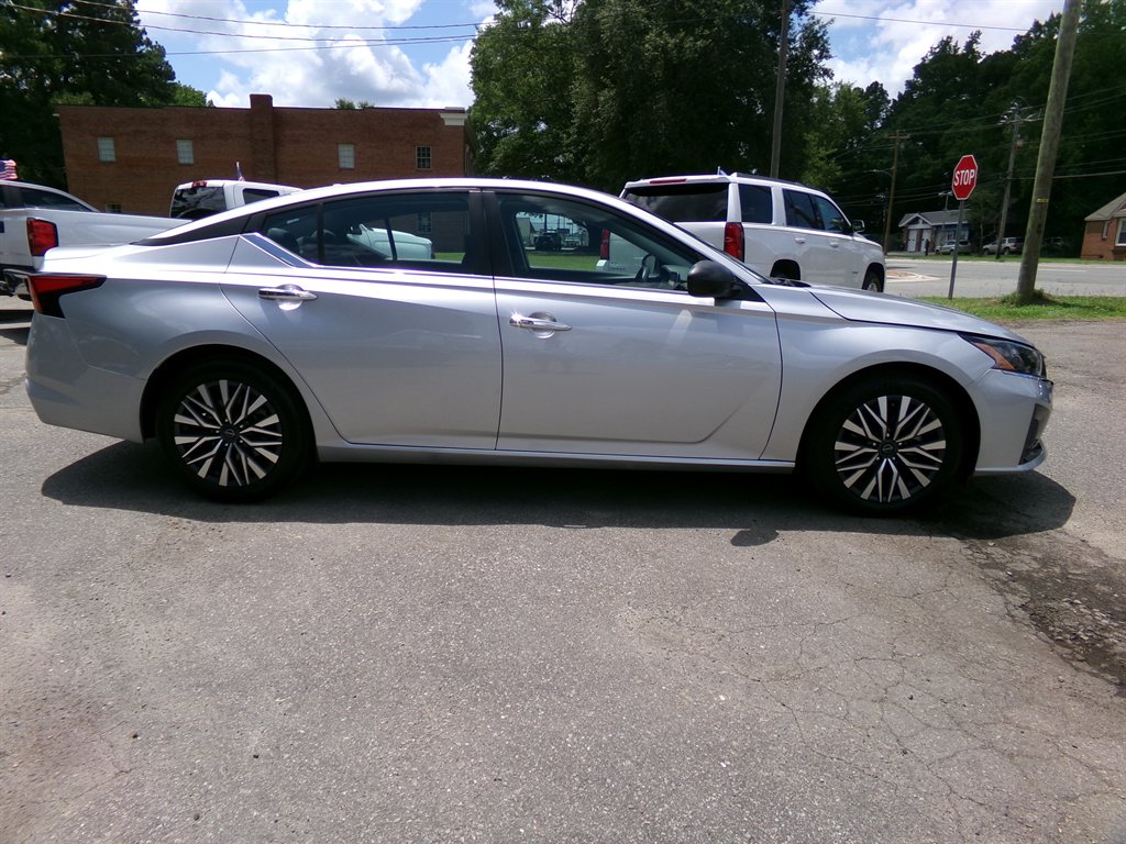 2024 Nissan Altima - $20,990