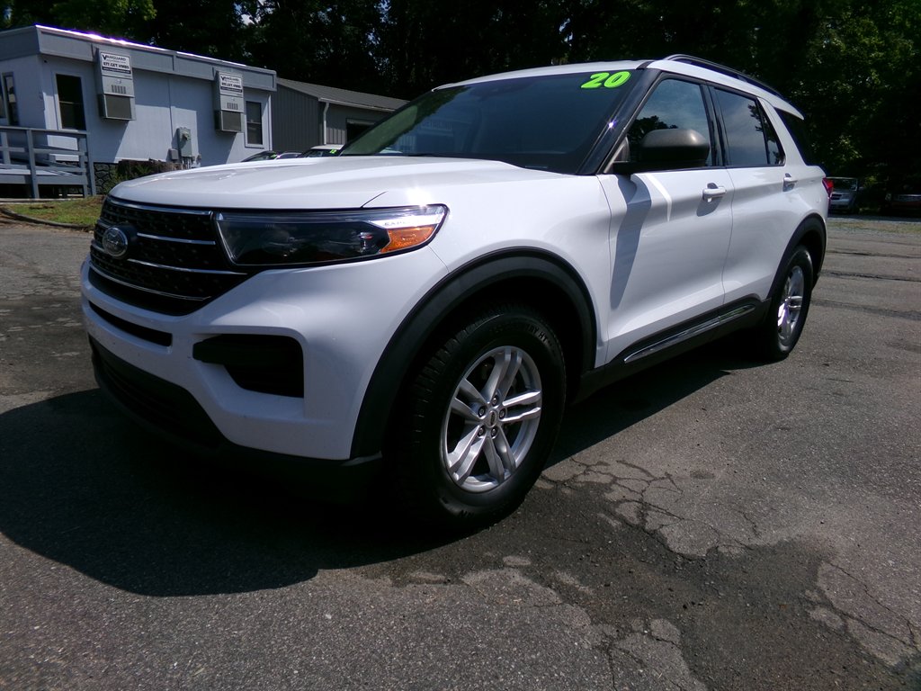 2020 Ford Explorer - $16,995