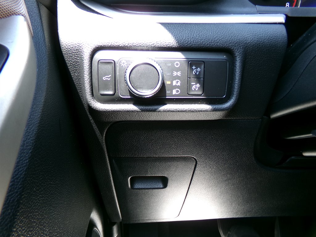 2020 Ford Explorer - $16,995