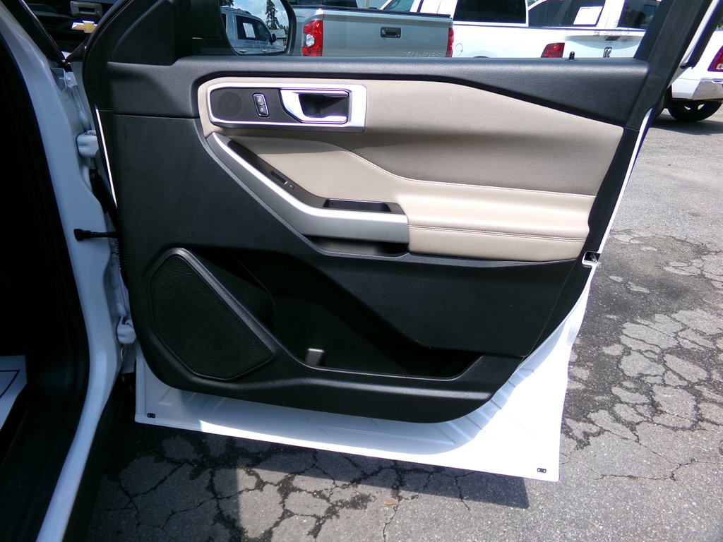 2020 Ford Explorer - $16,995