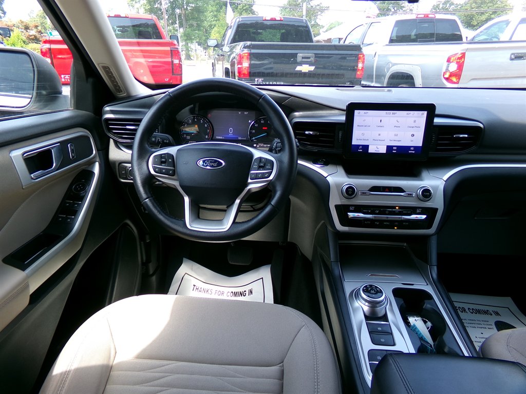 2020 Ford Explorer - $16,995