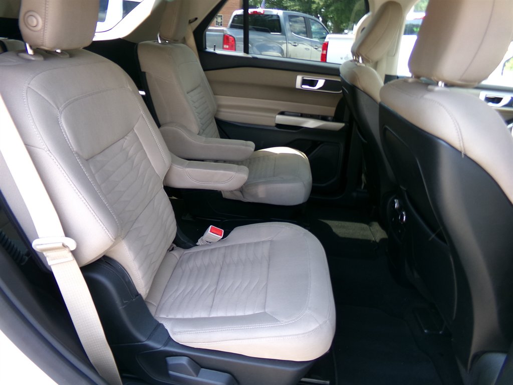 2020 Ford Explorer - $16,995