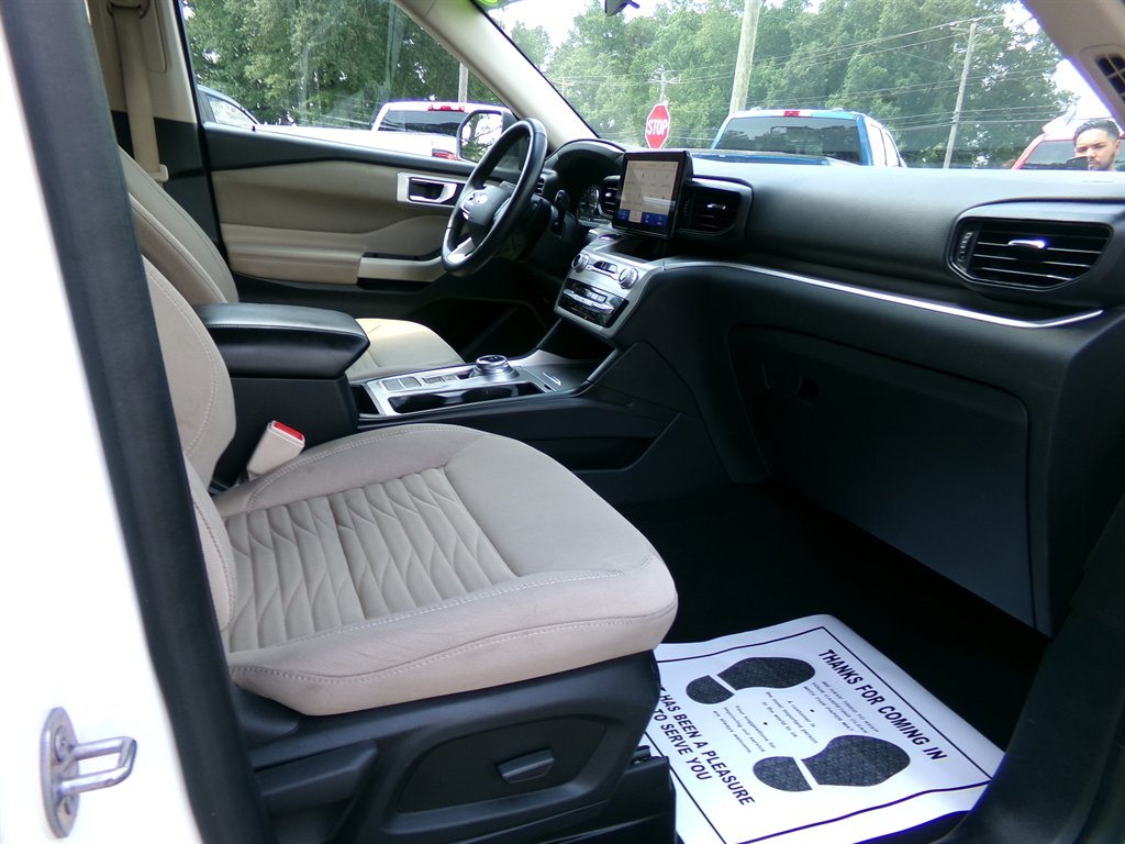 2020 Ford Explorer - $16,995