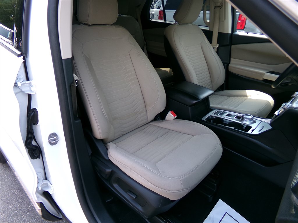 2020 Ford Explorer - $16,995