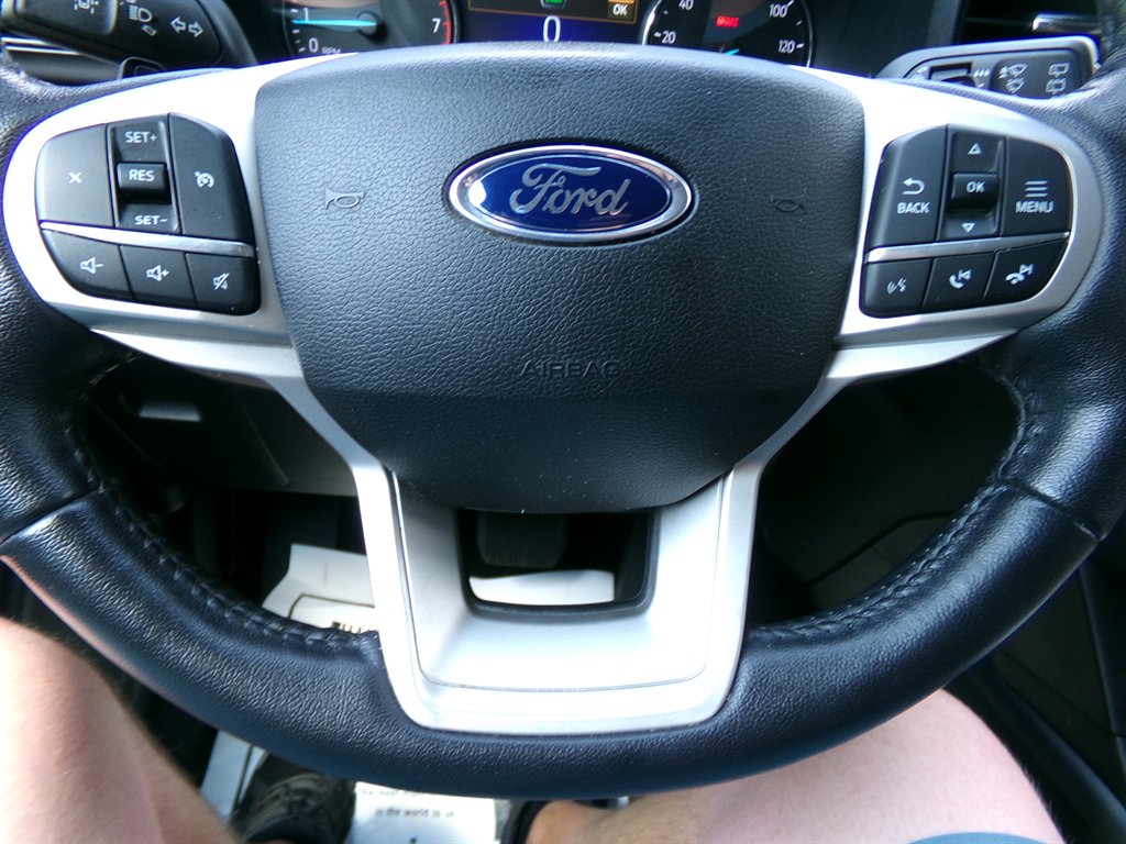 2020 Ford Explorer - $16,995