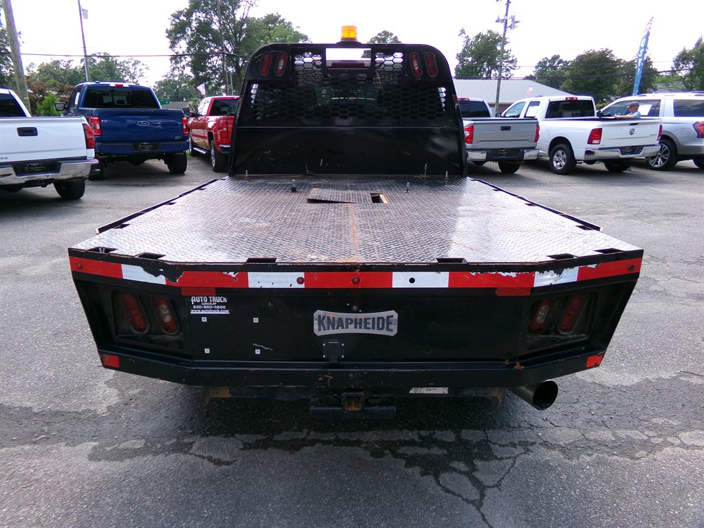 2021 Chevrolet Silverado - $39,990