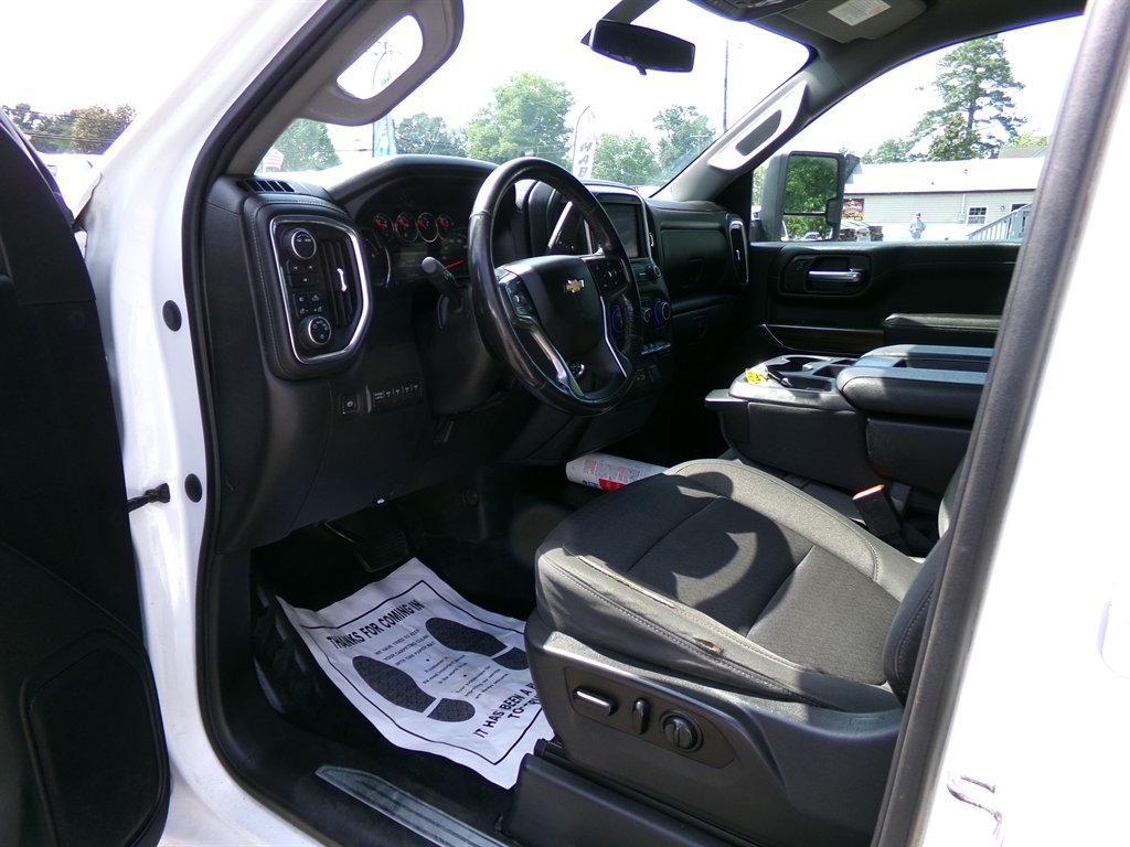 2021 Chevrolet Silverado - $39,990
