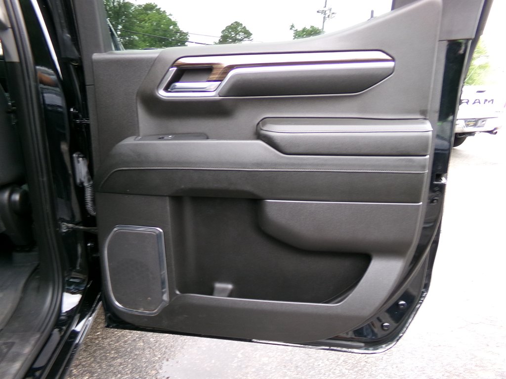 2024 Chevrolet Silverado - $37,990