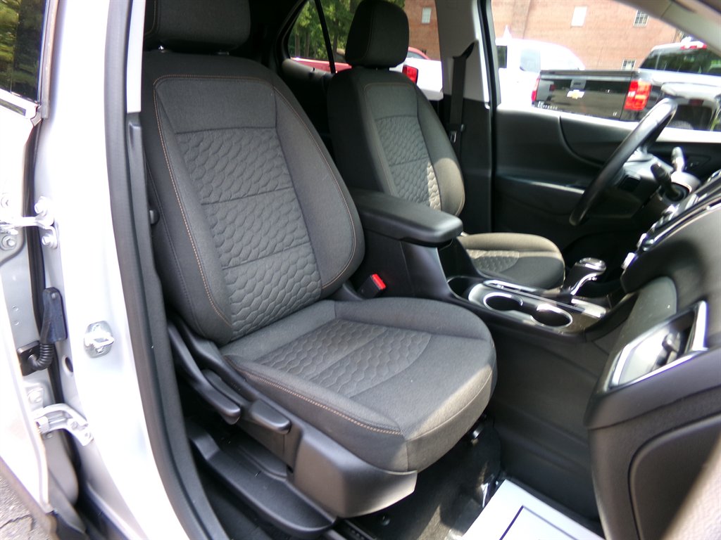 2020 Chevrolet Equinox - $16,990