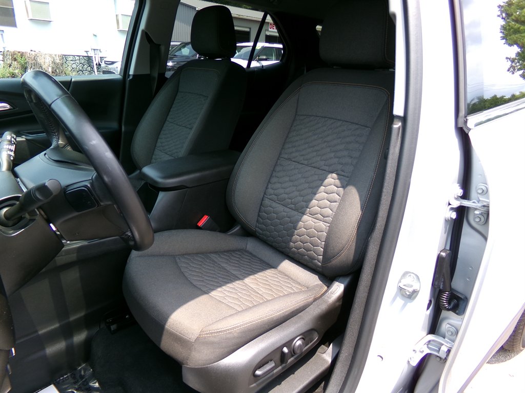 2020 Chevrolet Equinox - $16,990