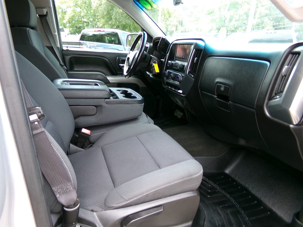 2016 Chevrolet Silverado 1500 - $22,995