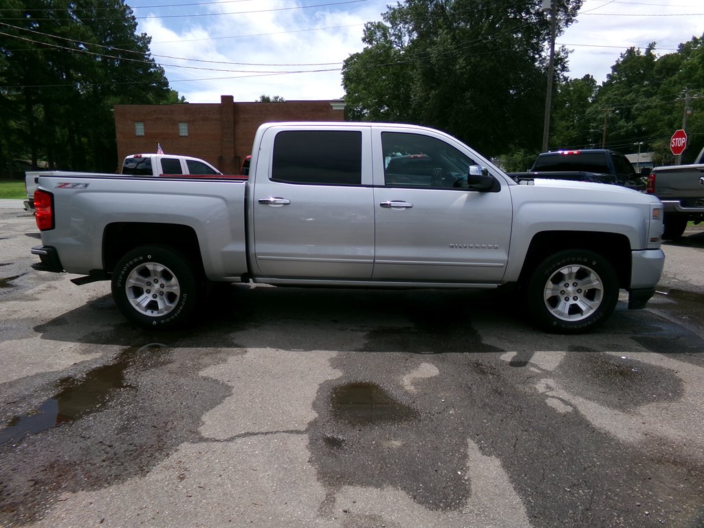2016 Chevrolet Silverado 1500 - $22,995