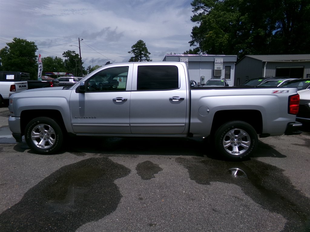 2016 Chevrolet Silverado 1500 - $22,995