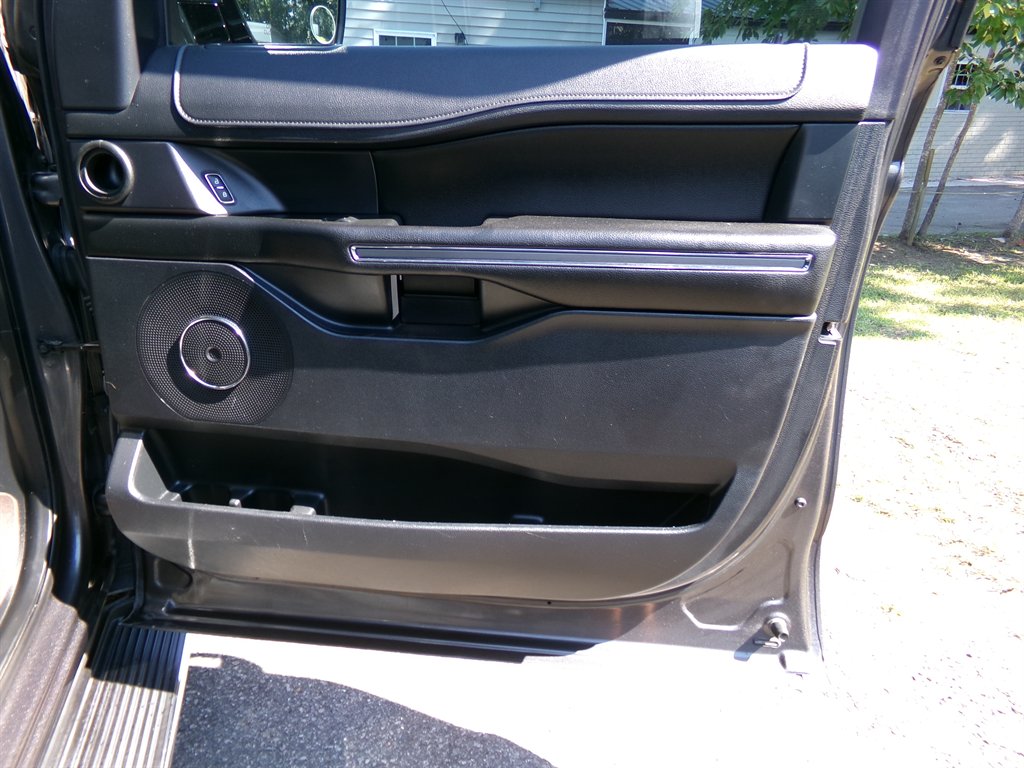 2018 Ford Expedition - $19,490