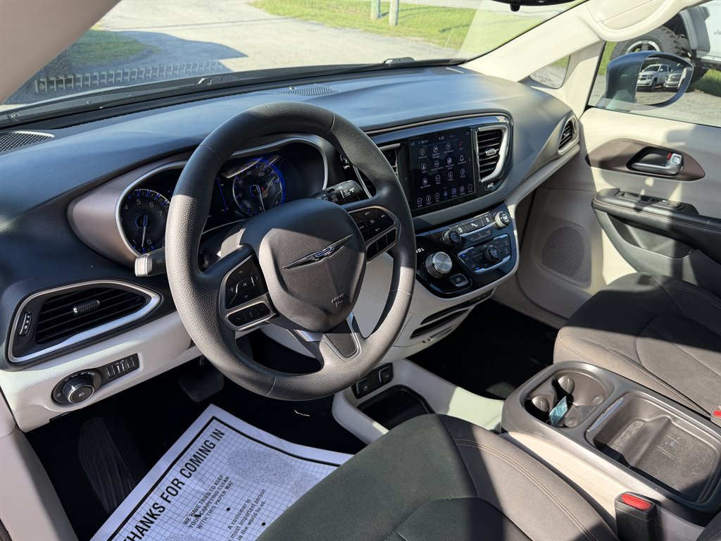 2018 Chrysler Pacifica - $8,990