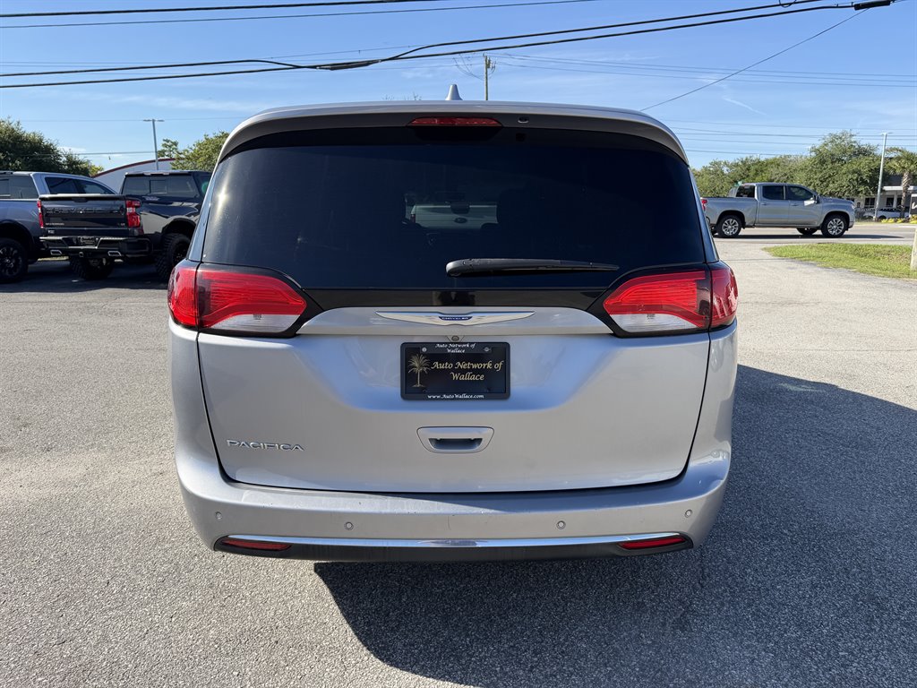 2018 Chrysler Pacifica - $8,990