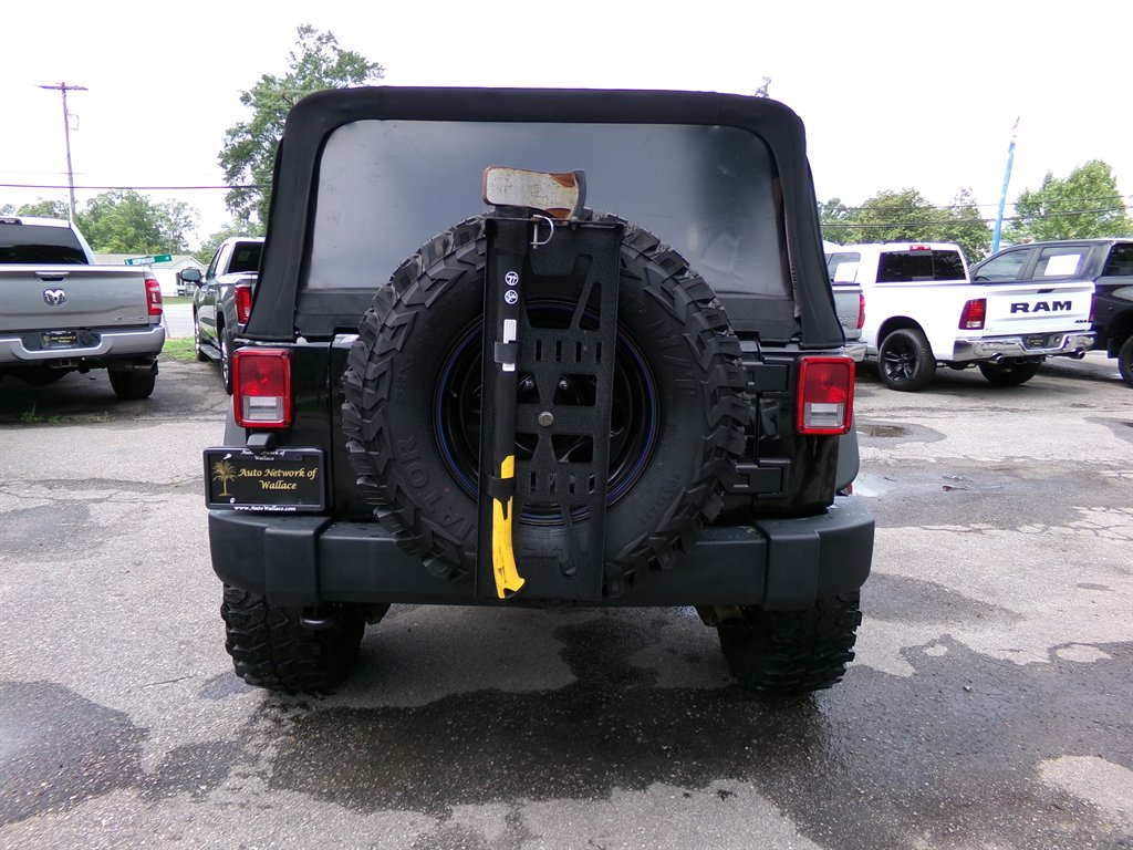 2015 Jeep Wrangler - $14,995