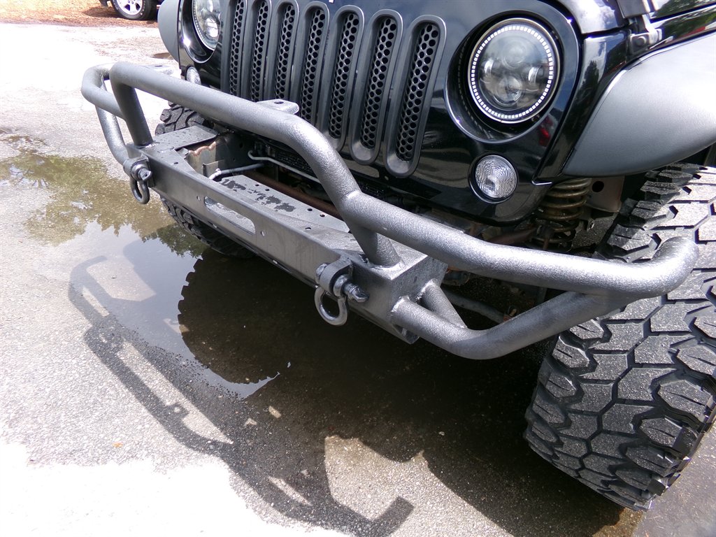 2015 Jeep Wrangler - $14,995