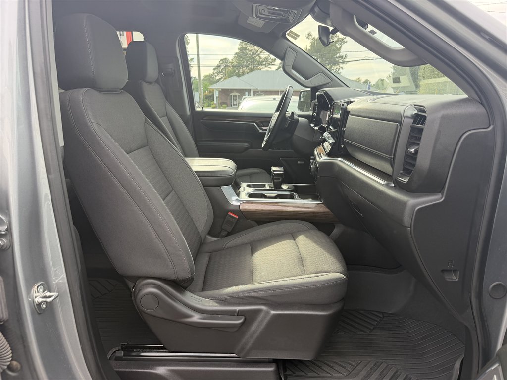 2024 Chevrolet Silverado - $37,995