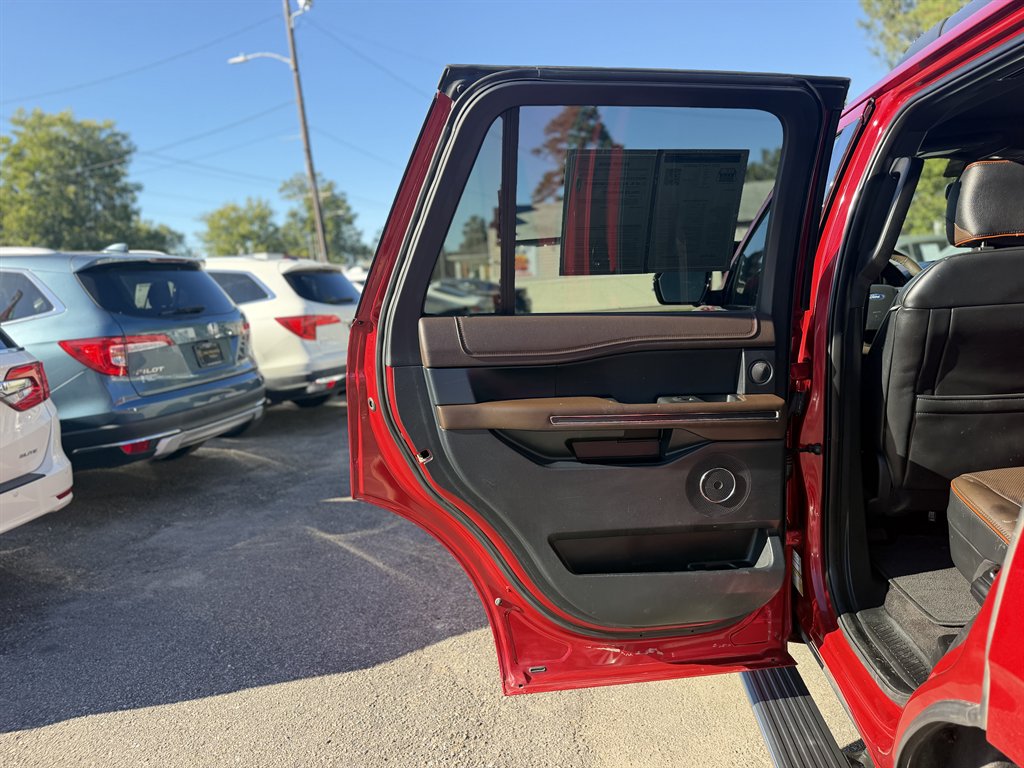 2021 Ford Expedition - $29,995