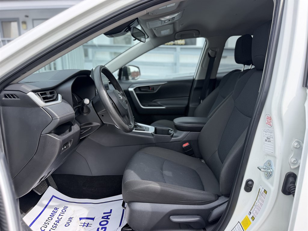 2025 Toyota RAV4 - $29,995