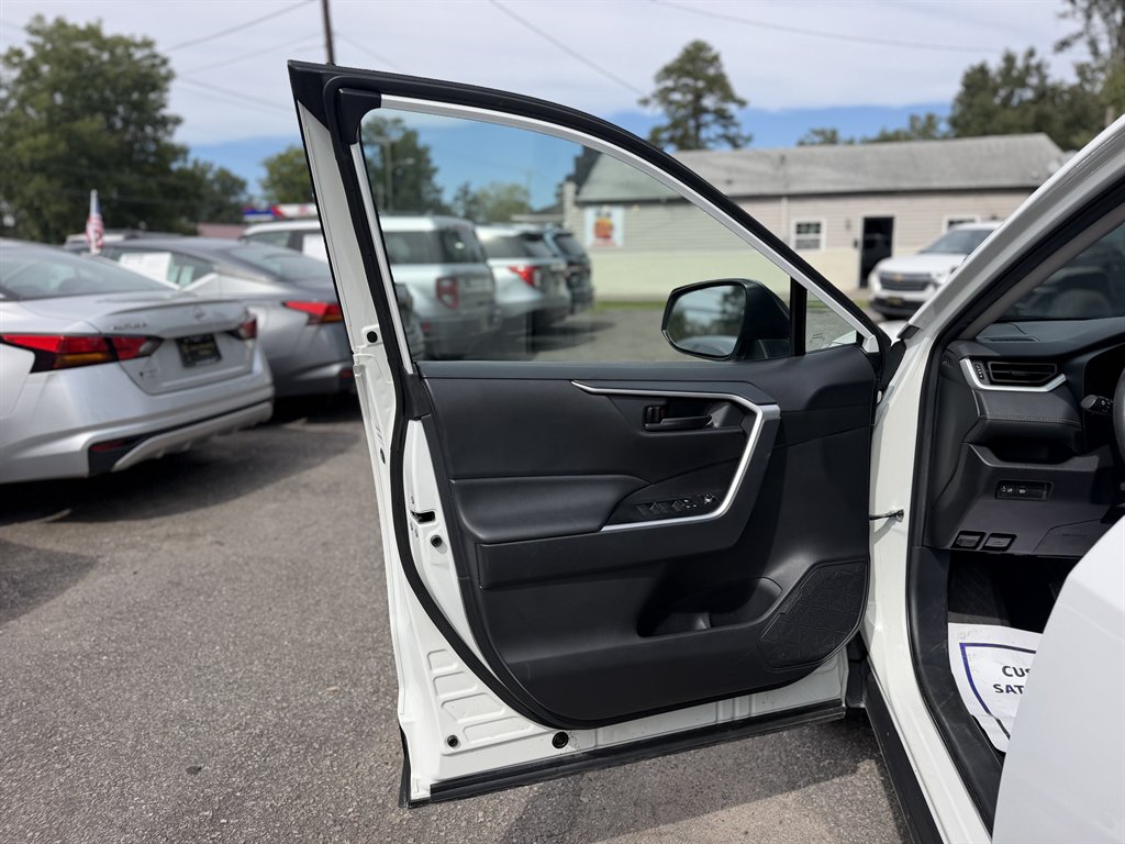 2025 Toyota RAV4 - $29,995