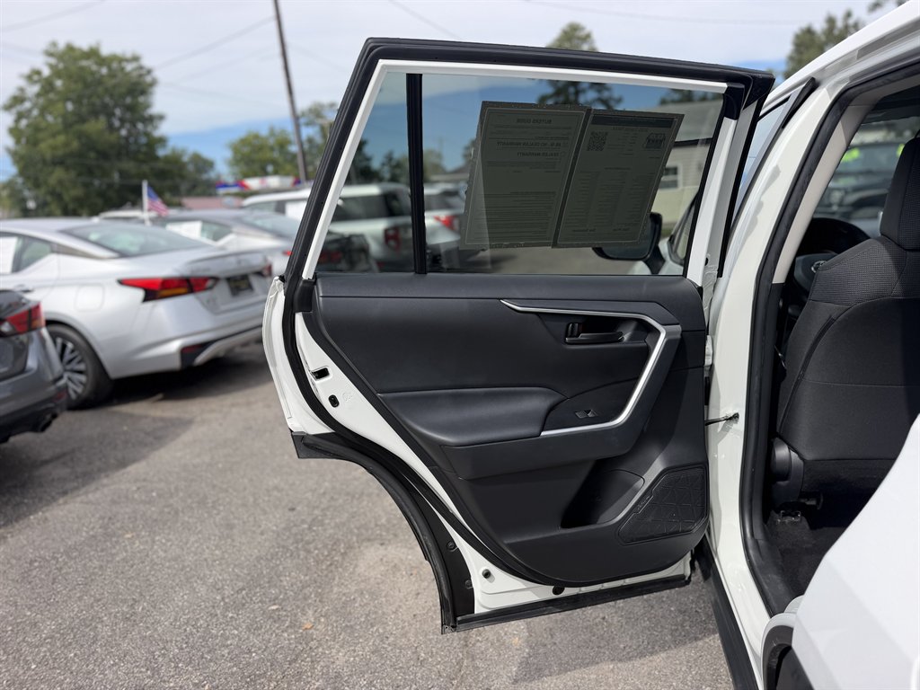 2025 Toyota RAV4 - $29,995