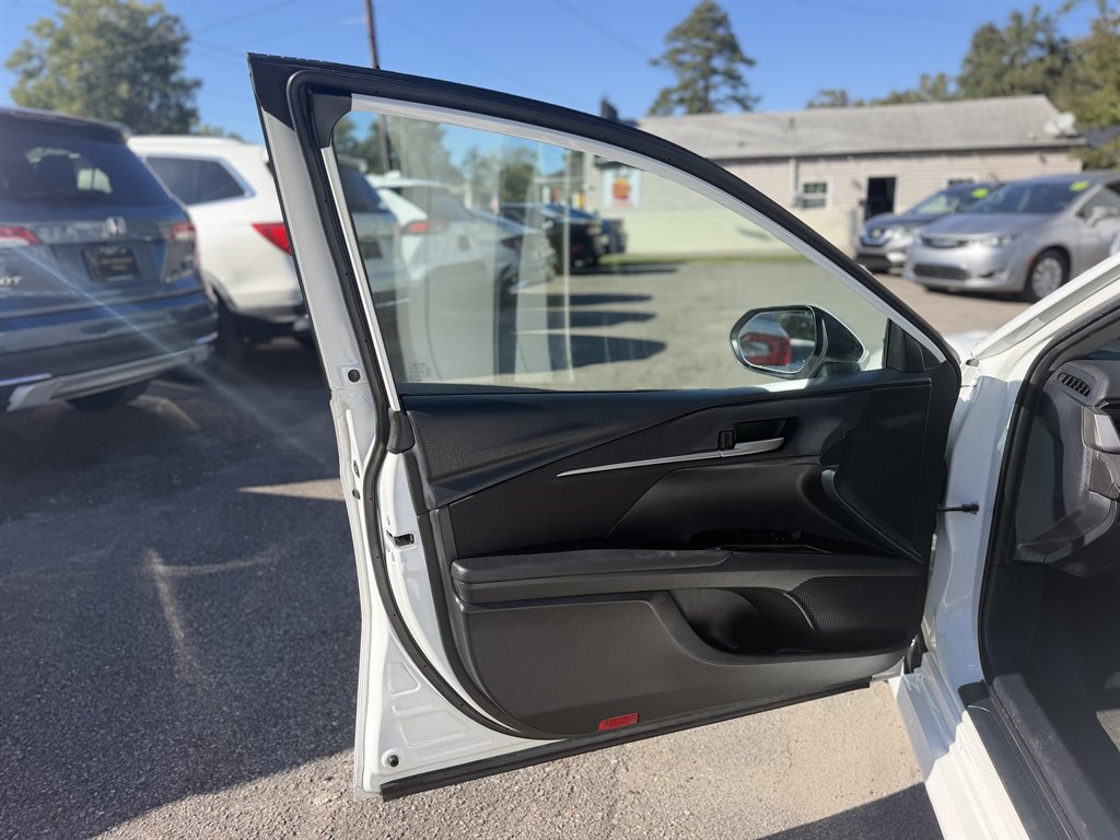 2025 Toyota Camry - $27,995