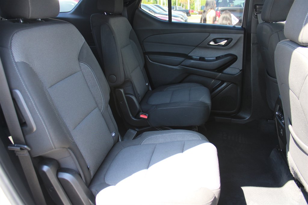 2022 Chevrolet Traverse - $19,826