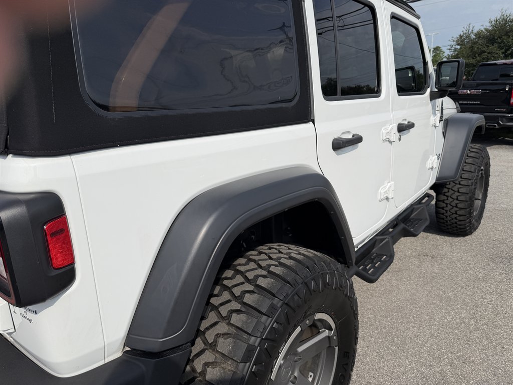 2020 Jeep Wrangler - $25,995