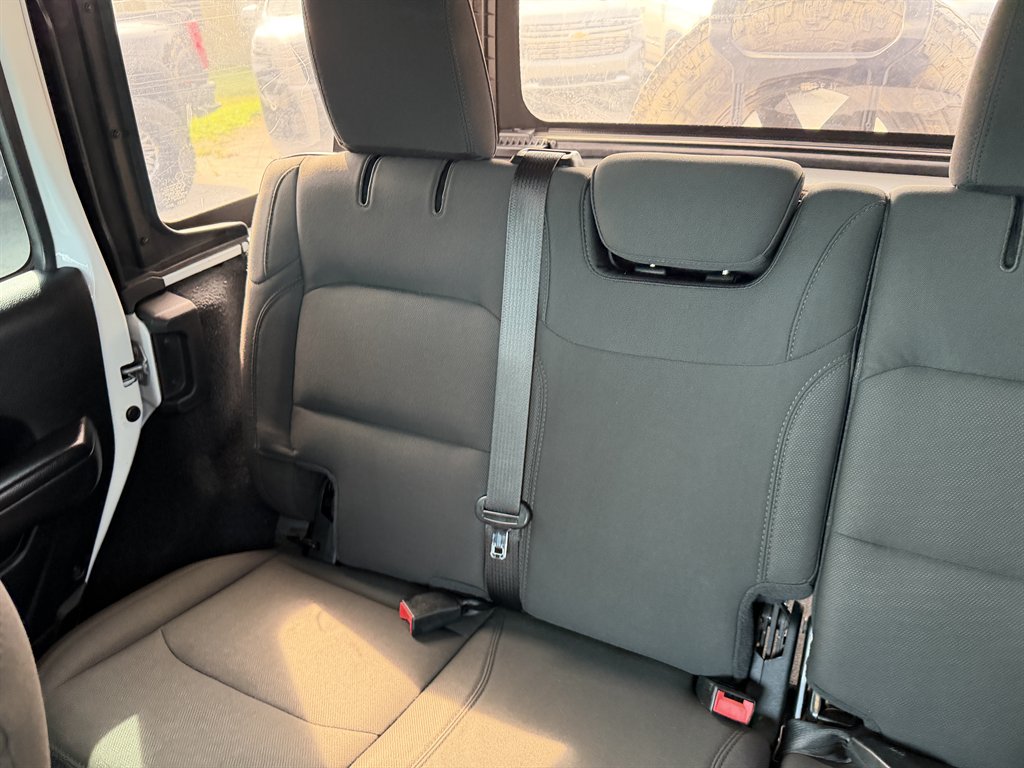 2020 Jeep Wrangler - $25,995