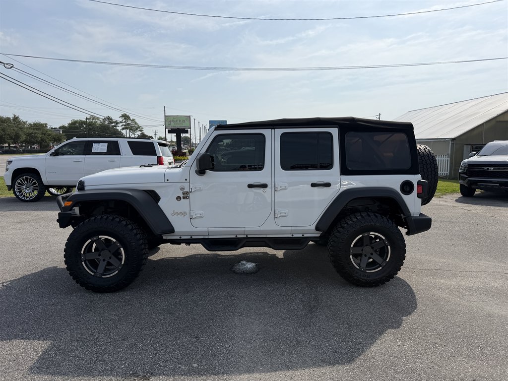 2020 Jeep Wrangler - $25,995