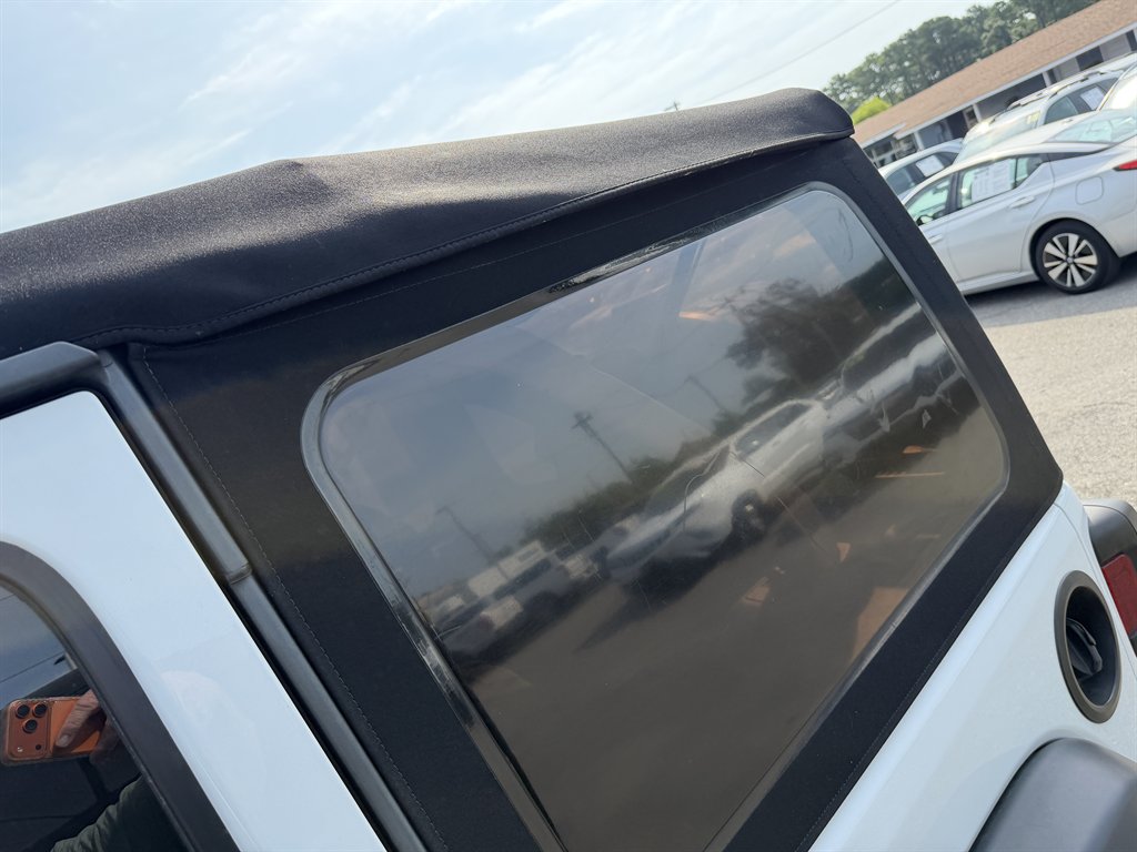 2020 Jeep Wrangler - $25,995