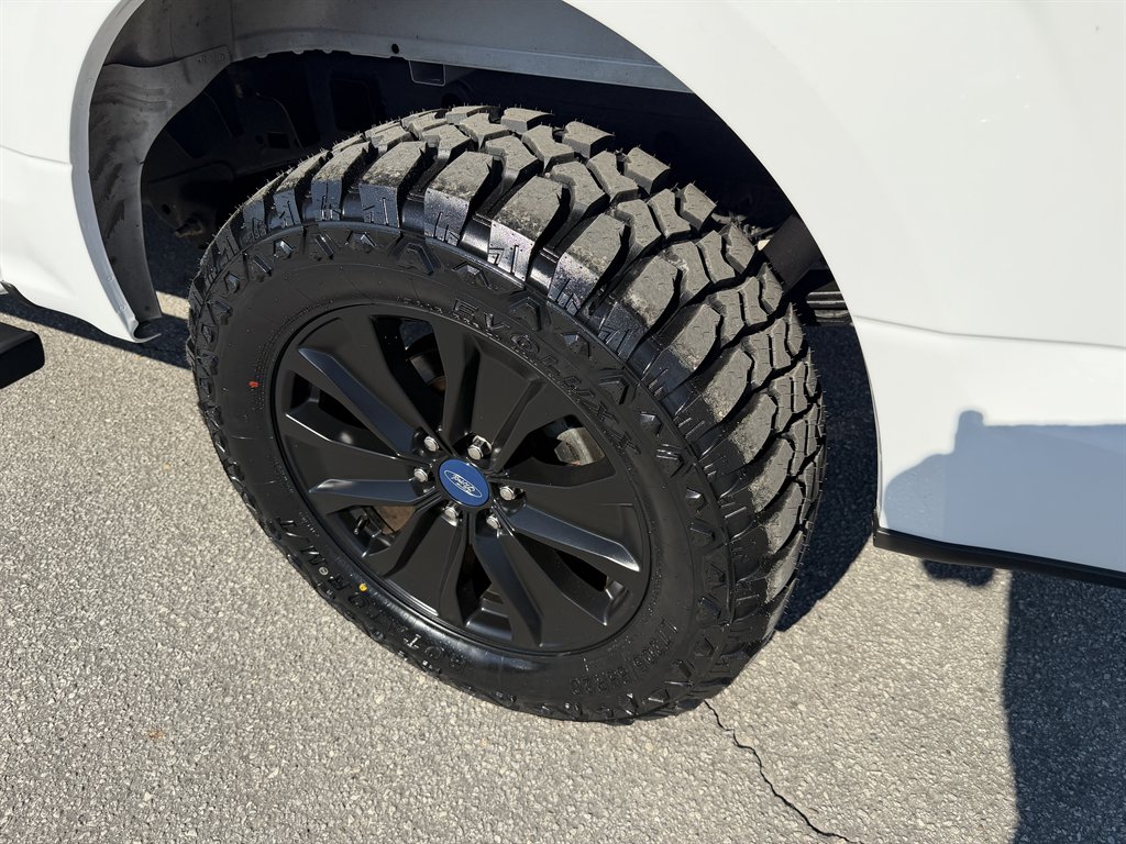 2020 Ford F-150 - $24,995