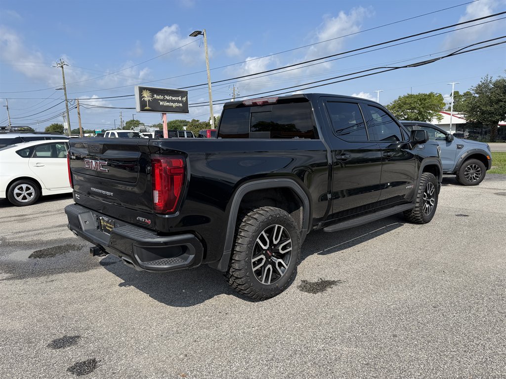 2021 GMC Sierra - $43,999