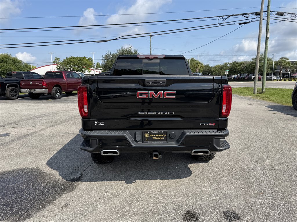 2021 GMC Sierra - $43,999