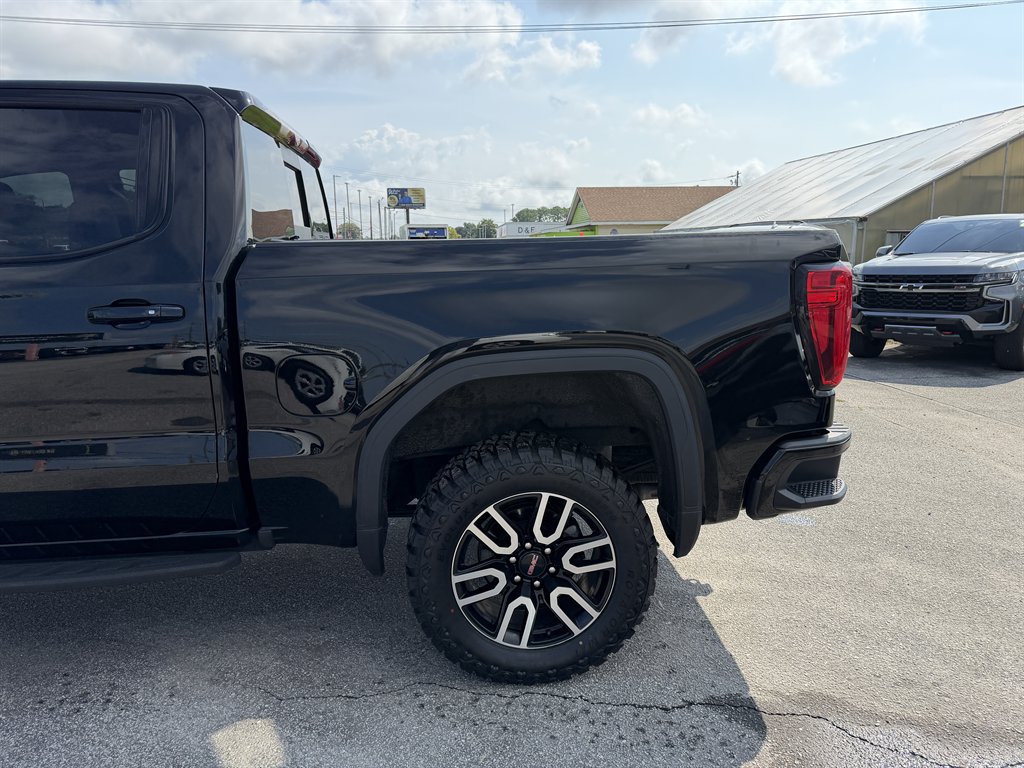 2021 GMC Sierra - $43,999