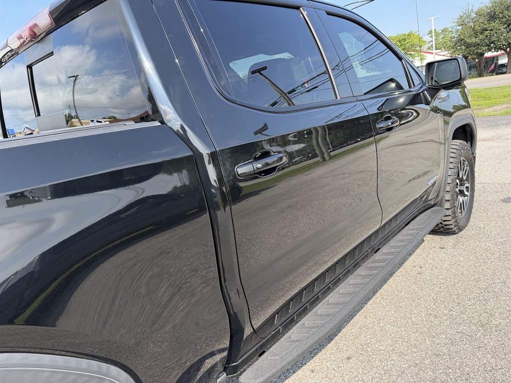 2021 GMC Sierra - $43,999