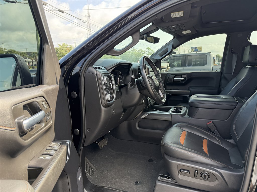 2021 GMC Sierra - $43,999