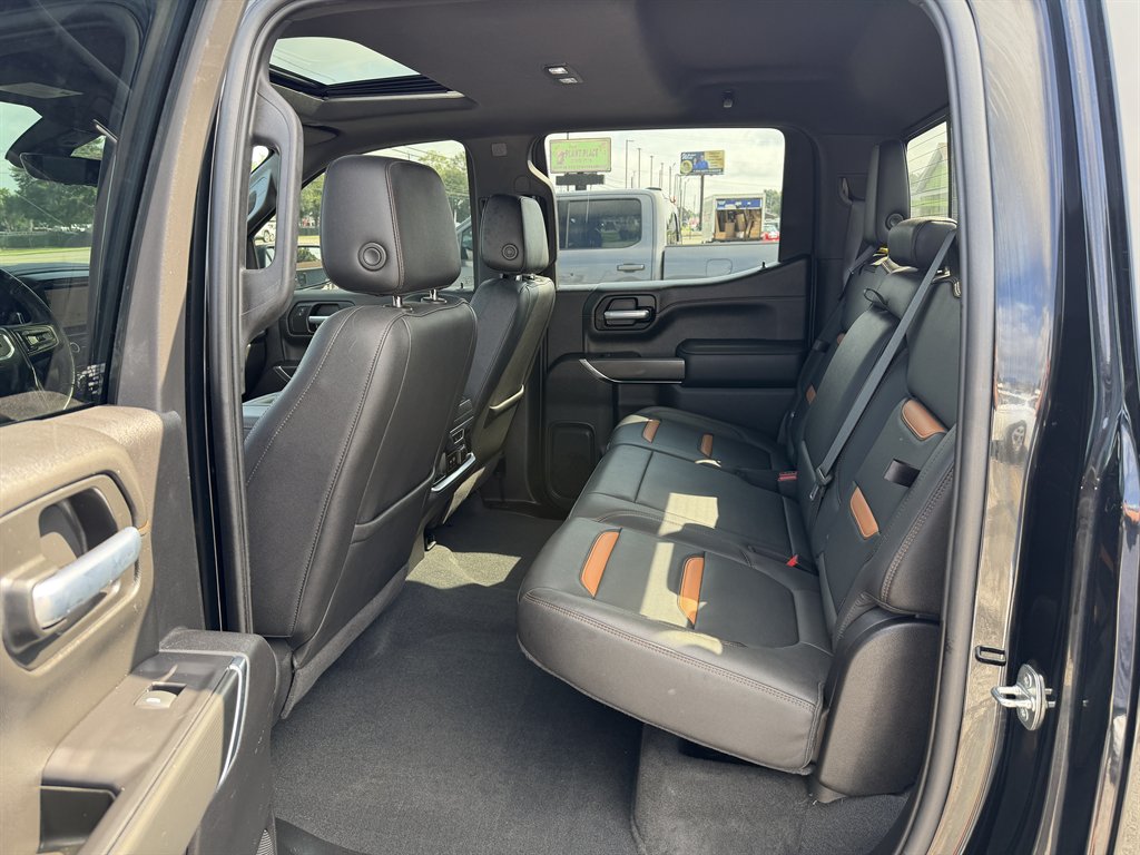 2021 GMC Sierra - $43,999