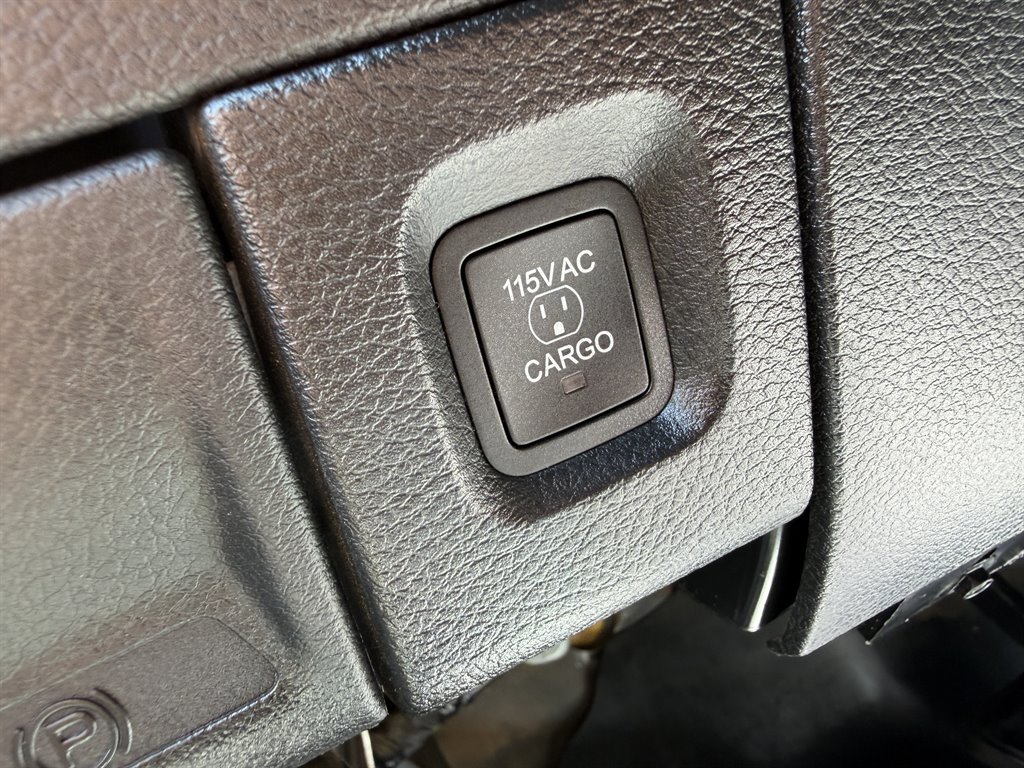 2022 Ram 2500 - $29,995