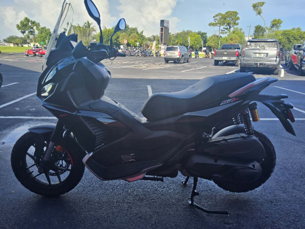 2027 Aprilia SR GT 400 - $7,249