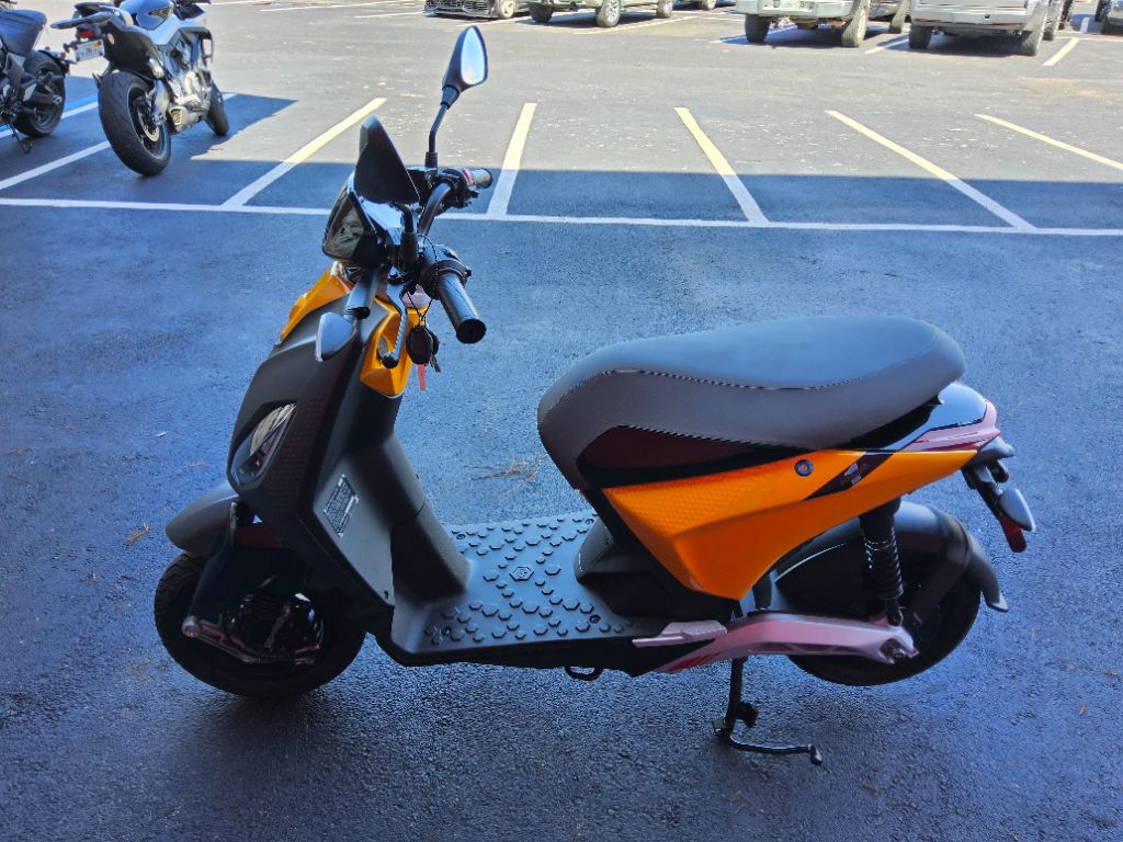 2022 Piaggio Piaggio 1 - $3,499