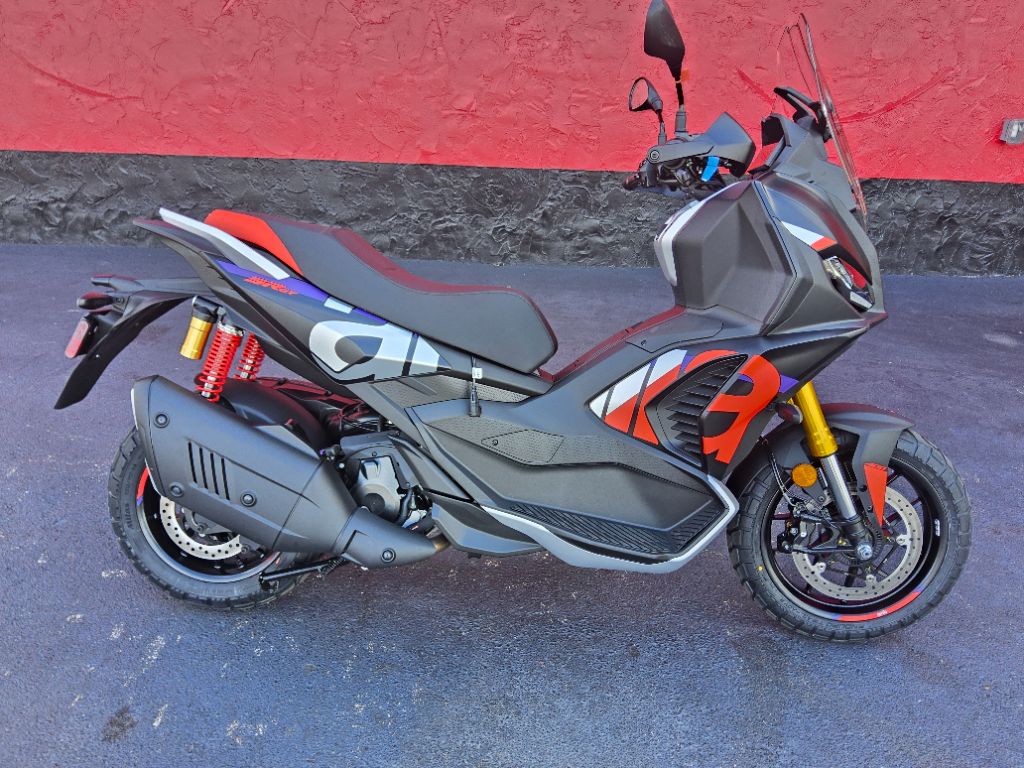 2027 Aprilia SR GT 400 Rally - $7,499