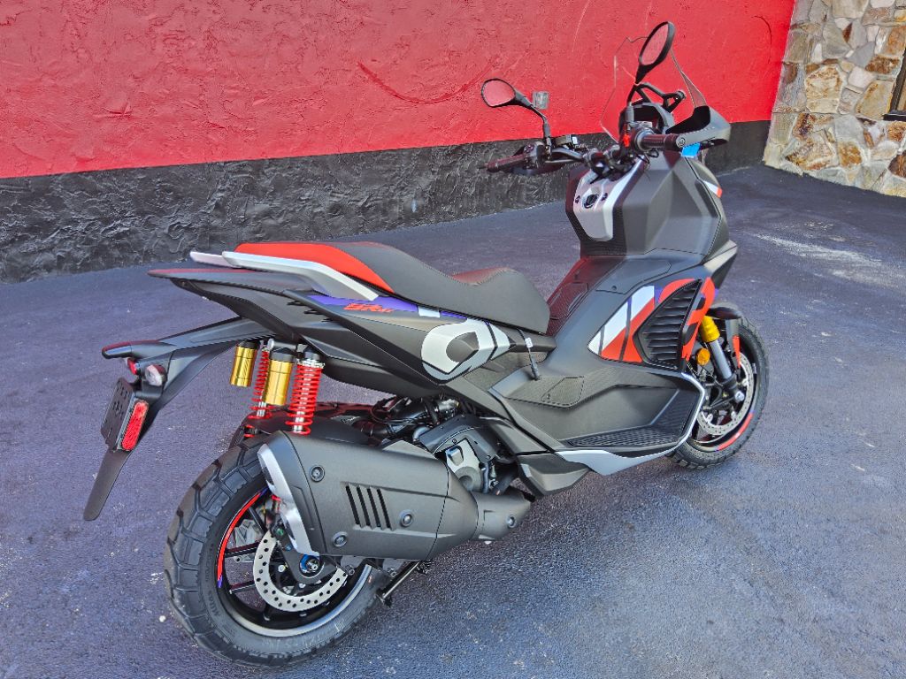2027 Aprilia SR GT 400 Rally - $7,499